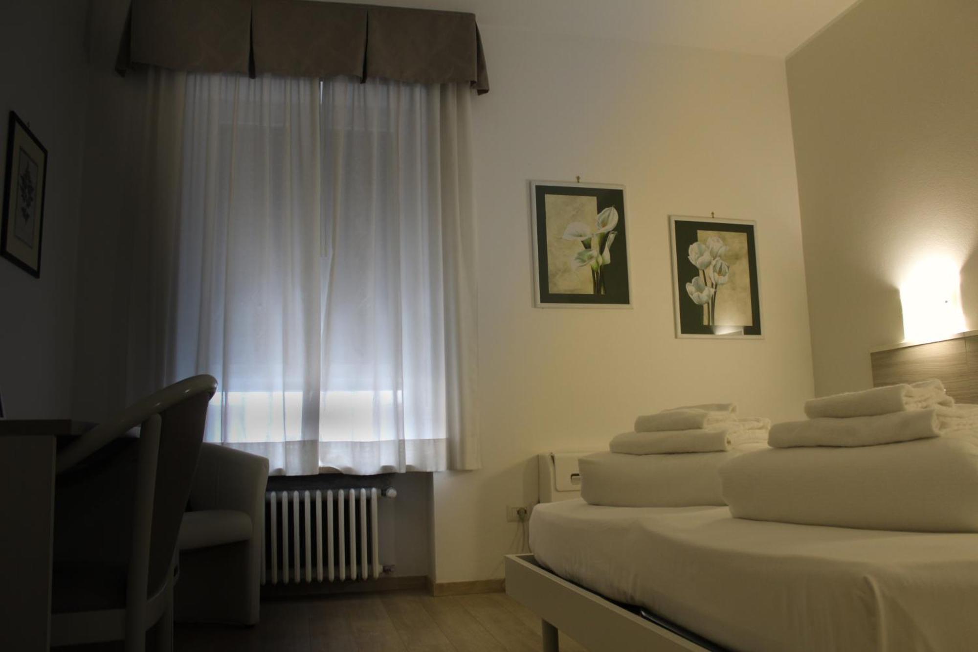 Hotel Roma Palmanova Esterno foto